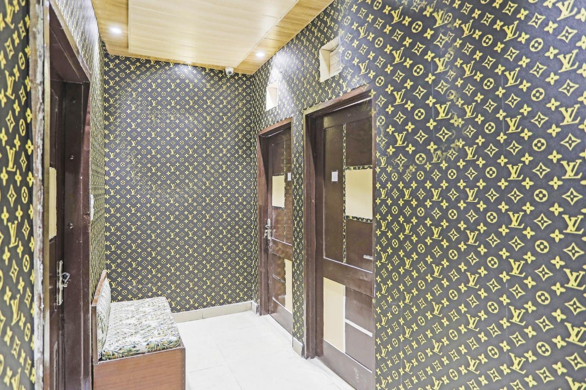 ניו דלהי Hotel O Kashish Residency Near Model Town Metro Station מראה חיצוני תמונה