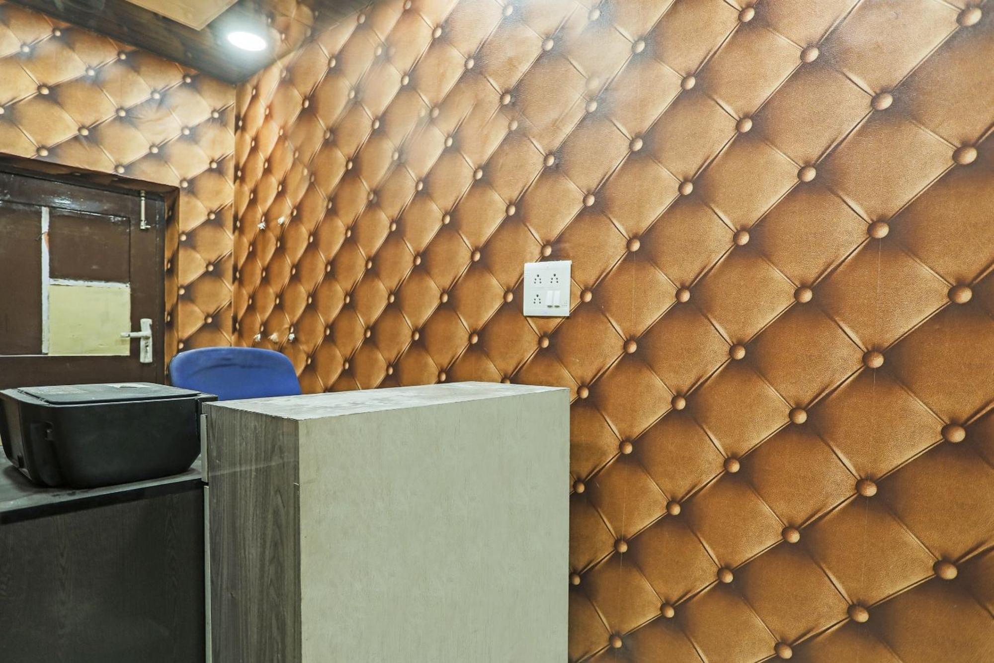 ניו דלהי Hotel O Kashish Residency Near Model Town Metro Station מראה חיצוני תמונה